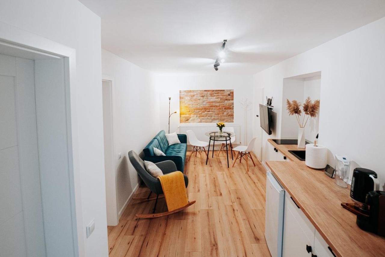Authentic Old Town Retreat Apartment Sibiu Luaran gambar
